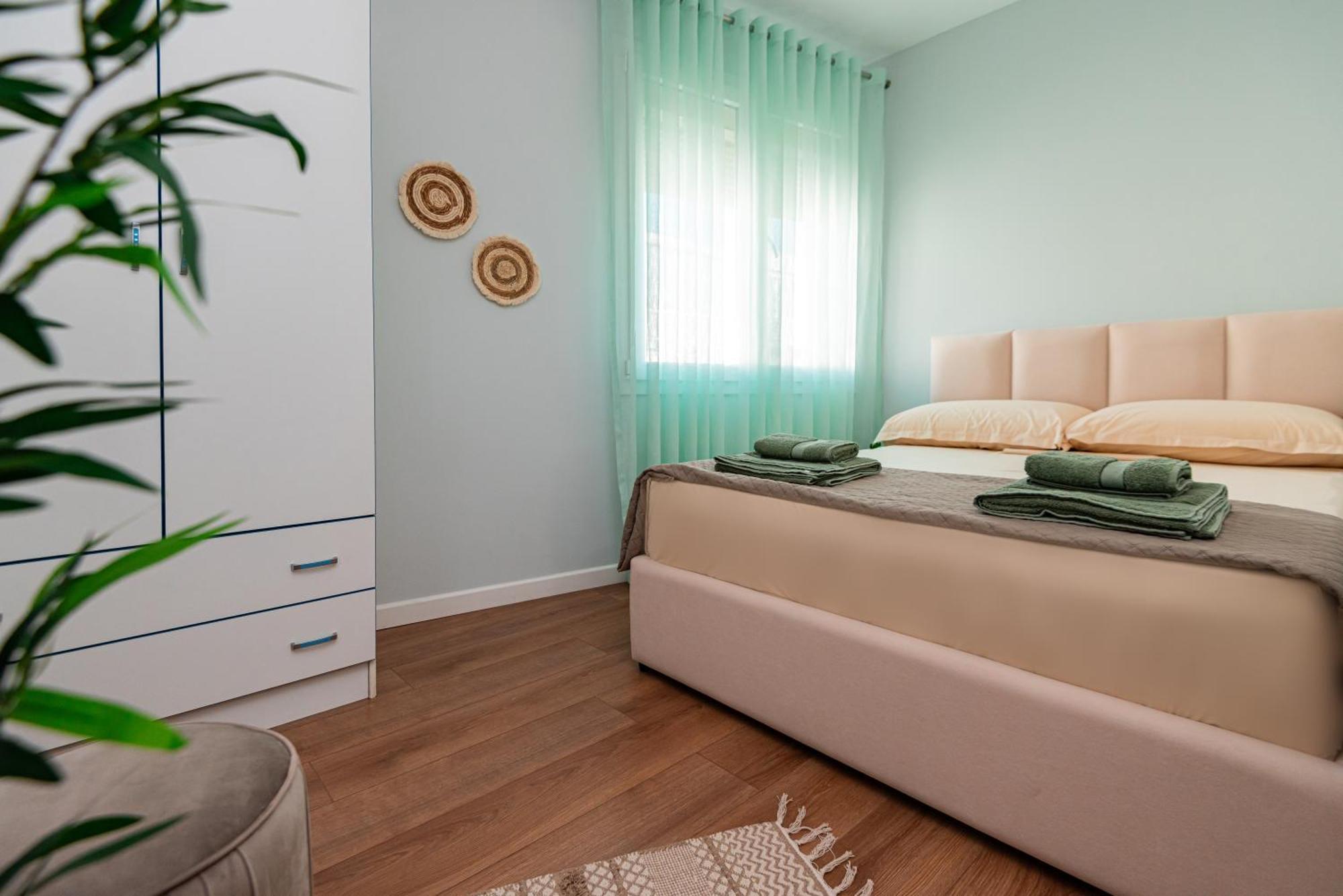 Vivi'S Seaside Apartment Durrës Extérieur photo