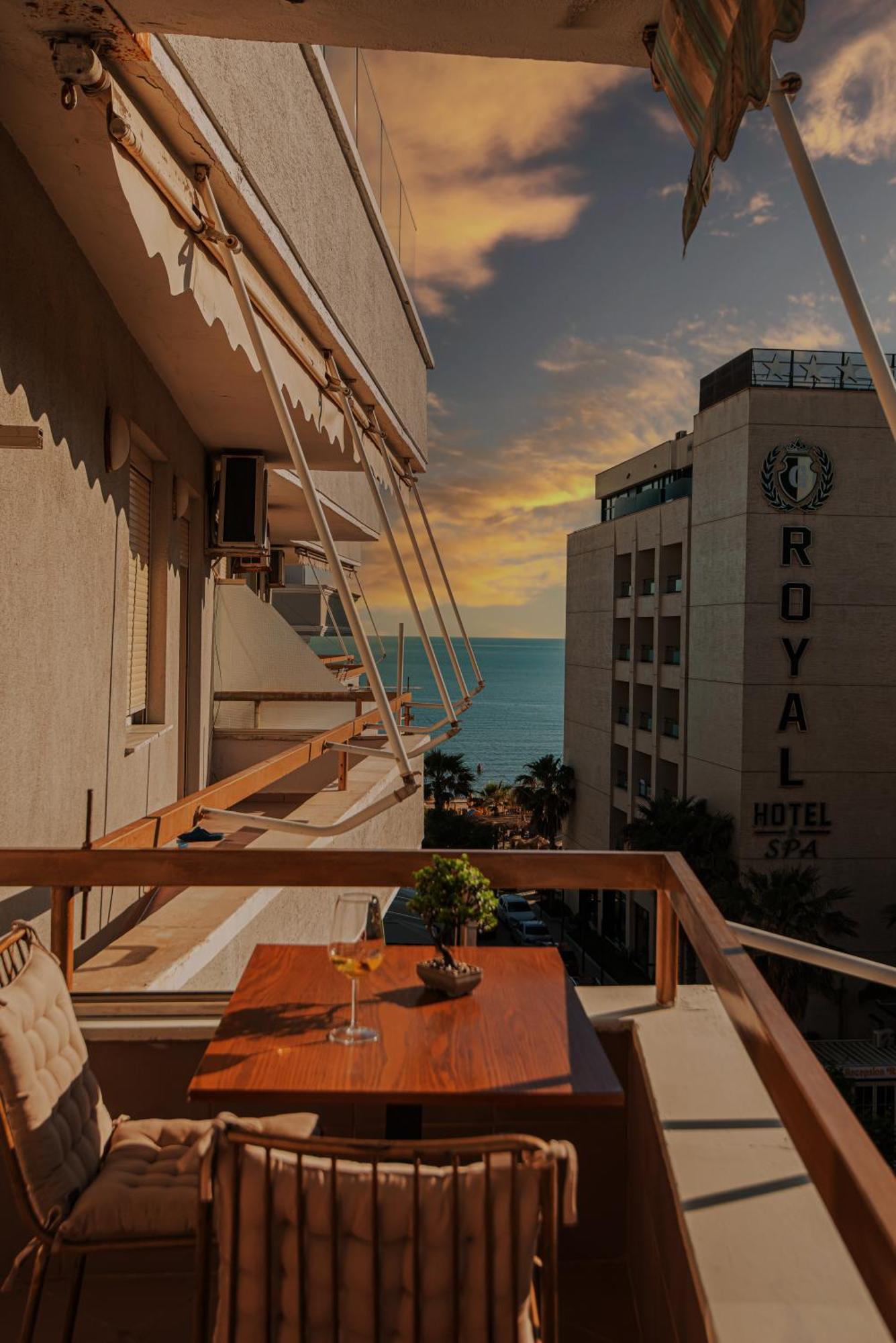 Vivi'S Seaside Apartment Durrës Extérieur photo